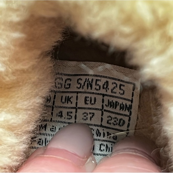 UGG Australia Kalie Clog Studded Brown Leather Sherpa Lined Wooden Block Heel 6 - Picture 10 of 10